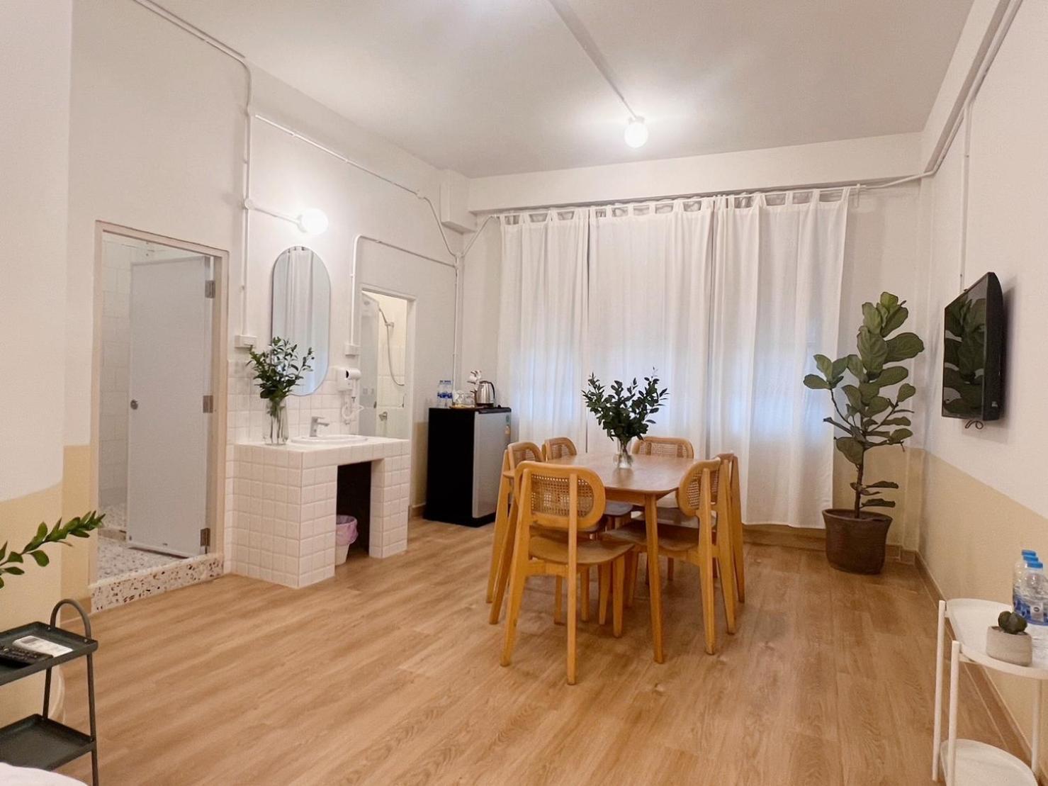 萨拉耶 La Moon House酒店 外观 照片